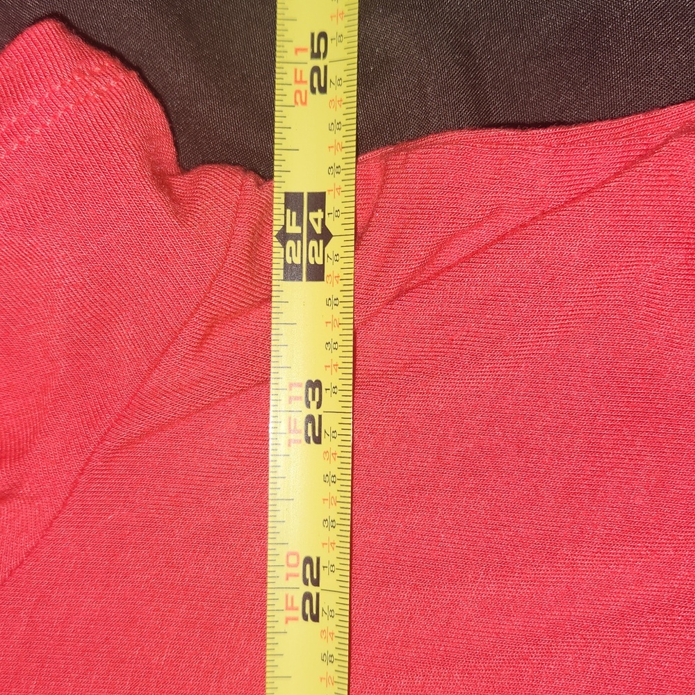 Women's Short Sleeve Top - Picture 4 of 5
